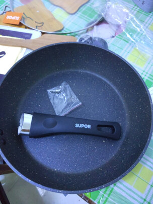 不粘锅
