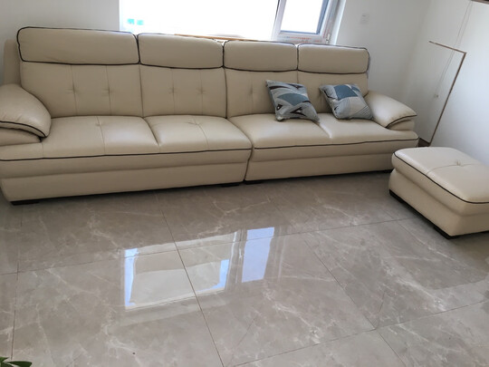 左右真皮沙发怎么样评价好不好呢？太后悔了！！