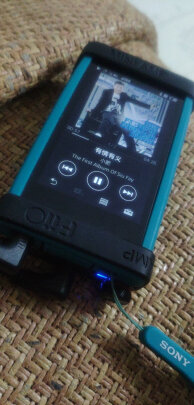 FiiO Q1二代到底好不好，音质好不好，小巧轻盈吗 