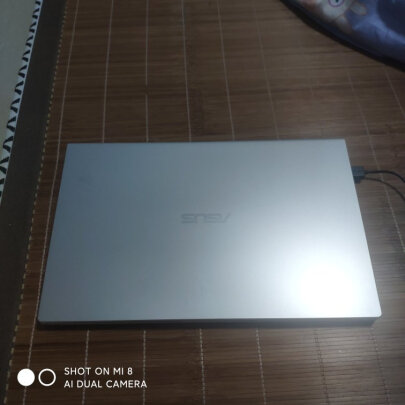 ASUS VivoBook15与戴尔Ins 15-3501究竟有区别吗，做工哪款好？哪个轻薄精巧？