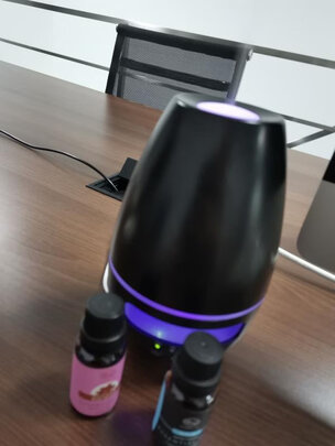 KOMEITO音乐小黑蓝牙香薰机 智能礼品情人节礼物家用卧室熏香香薰灯 静音睡眠精油香薰加湿器