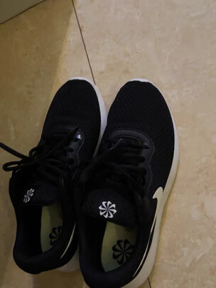 运动休闲鞋