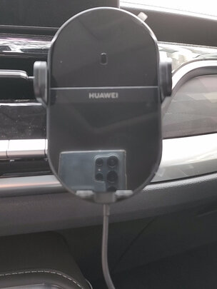 车载充电器