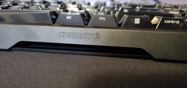 CHERRY MX-BOARD 3.0S靠谱吗，做工好吗？尺寸合适吗 