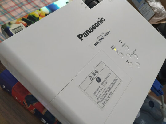 Panasonic 投影机究竟怎么样啊，对比度够不够高，倍感舒适吗？