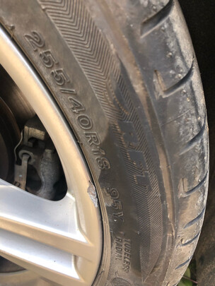 车载充电器