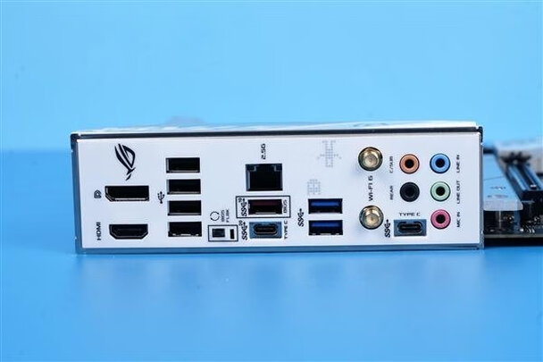 主板|玩家国度ROG STRIX B660-A GAMING WIFI主板怎么样评测分析结果告知！