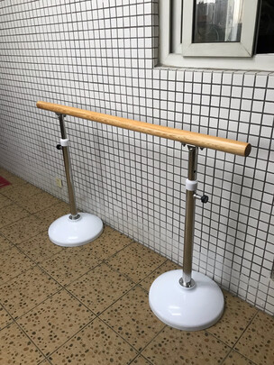 舞蹈把杆