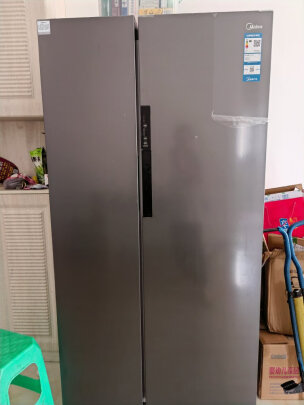 %title插图%num 美的(Midea)606升变频一级能效对开双门家用冰箱京东小家智能家电风冷无霜BCD-606WKPZM(E)大容量精细分储