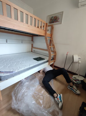 儿童床