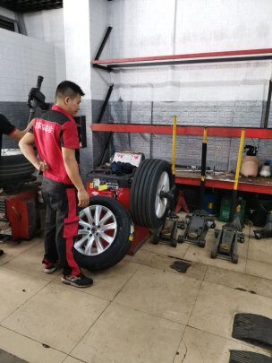 倍耐力235/55R17怎么样，静音效果好吗？干净整洁吗？