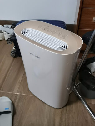 空气净化器