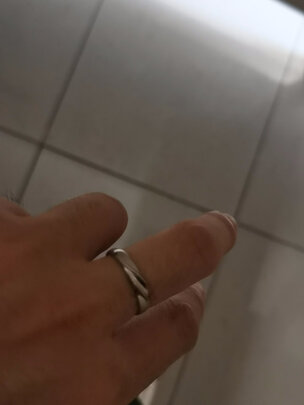 铂金戒指