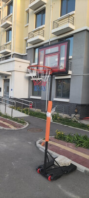 篮球架