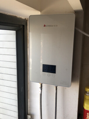 电热水器