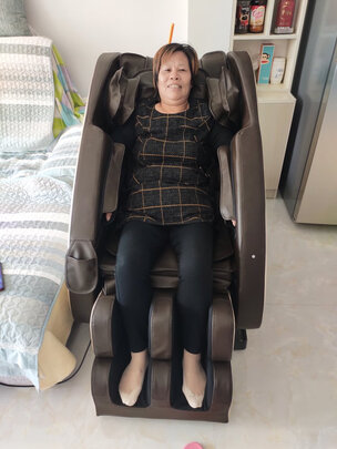 康仕坦X18按摩椅|评测细节：德国康仕坦X18按摩椅到底怎么样？用后一周讲体验？