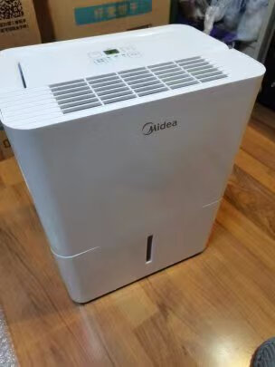 美的CF12BD/N7-DN除湿机|美的CF12BD/N7-DN除湿机怎么样？内幕使用评测揭秘