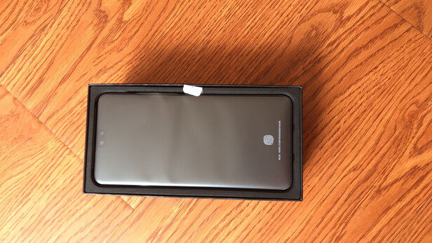 华为 HUAWEI P40 Pro怎么样?用后两天彻底后悔了是吗?
