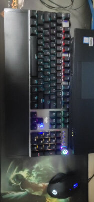 狼蛛F2088 黑轴 混光 普通版和MSI GK50Z 电竞键盘有何区别？哪个做工好？哪个安静无声？