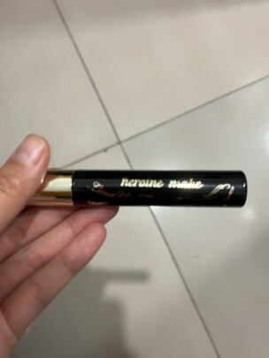 睫毛膏