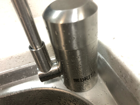 净水器|知乎评测：碧然德r8和x9的区别？碧然德r8净水器过滤有用吗？