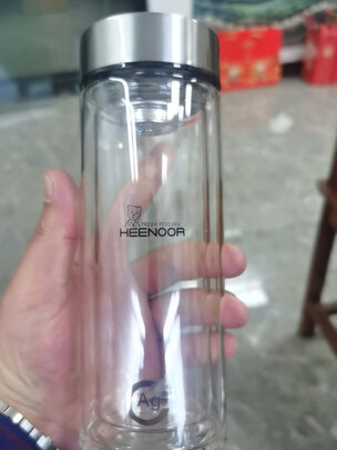 玻璃杯