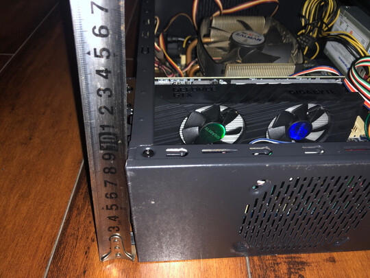 盘点报告:技嘉（GIGABYTE）IXOC刀卡/半高显卡使用4个月心酸经历曝光！买了不后悔