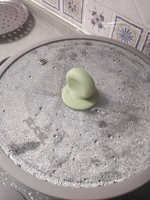 麦饭石不粘锅