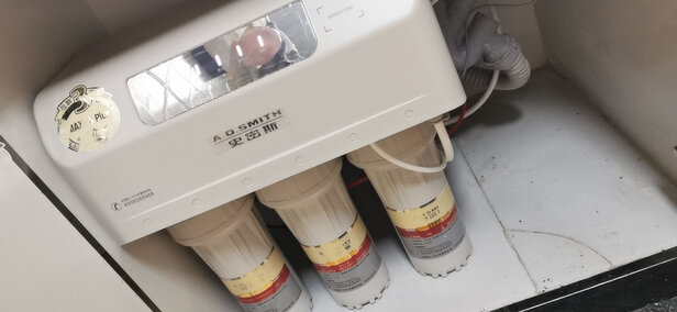 净水器|史密斯R1600XP2和1600M净水器对比，区别在哪里？