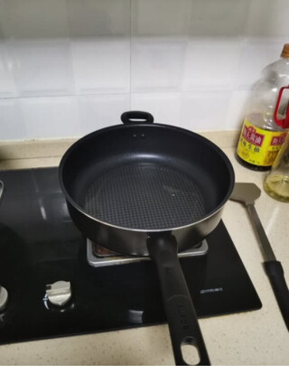 不粘锅