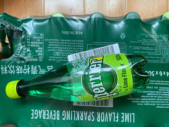 矿泉水