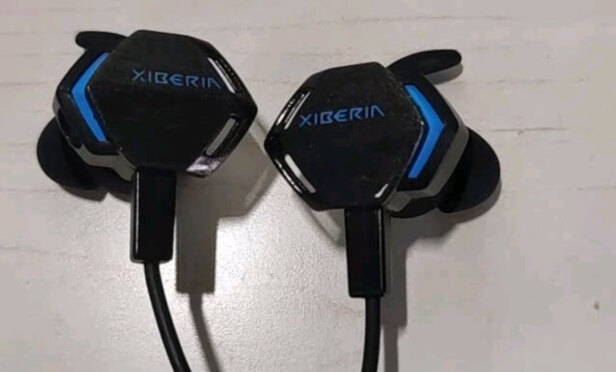 %title插图%num 西伯利亚(XIBERIA)MG-2PRO 耳机入耳式有线 游戏耳机带麦 电脑手机耳机 震动 7.1声道外置声卡 黑色