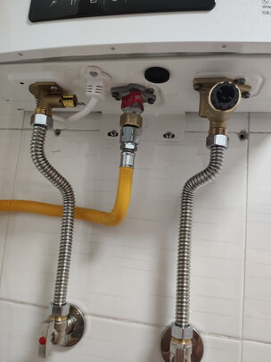 林内RUS-16QD06W热水器|看完不迷路：讲讲看林内16QD06W怎么样？多少人不看这被坑了？