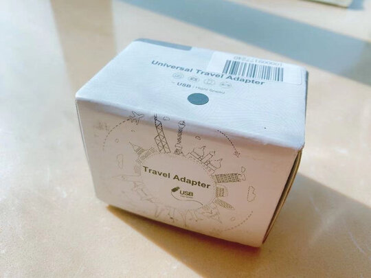 Wontravel全球通用旅行转换插头 双USB插座2.4A 多功能电源转换器 适用欧洲日本美英德韩国马来西亚泰国多国