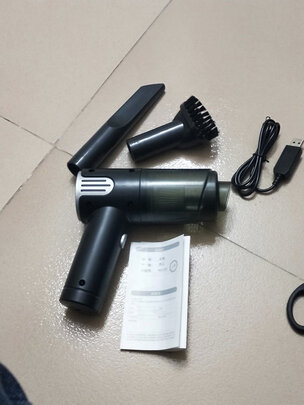 车载吸尘器