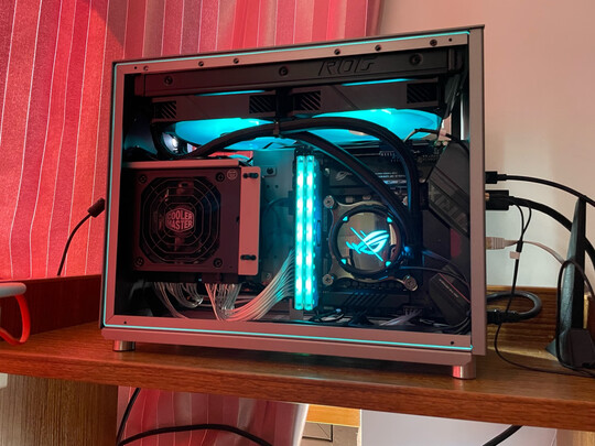 %title插图%num 华硕(ASUS)ROG STRIX 飞龙II 280 ARGB一体式CPU水冷散热器 6年换新/神光 同步/静音风扇/ASETK七代冷头