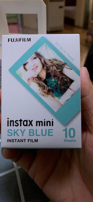 INSTAX mini相纸究竟好不好呀，性价比高吗？色彩鲜艳吗？