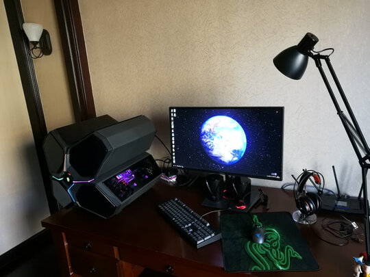 武极旗舰i99900k华硕RTX2080Ti猛禽怎么样?这主机为何这么贵?