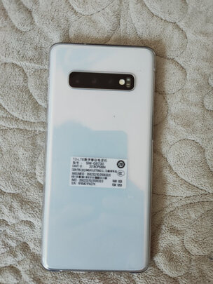 三星galaxy s10和华为mate20pro哪个好?细节区别有?