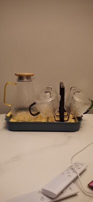 玻璃水杯