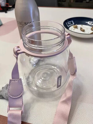 吸管水杯