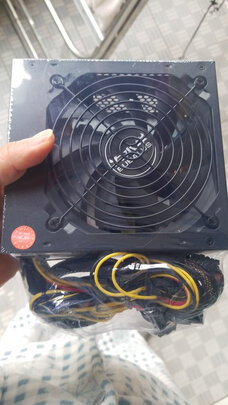 三,航嘉jumper450b电脑电源网友对比评测