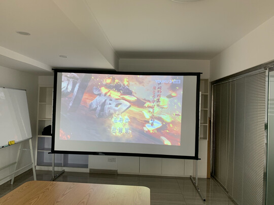 投影幕布|客观评价艾瑞尔折叠投影幕布怎么样？上手三周说真相