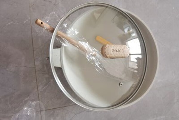 麦饭石不粘锅