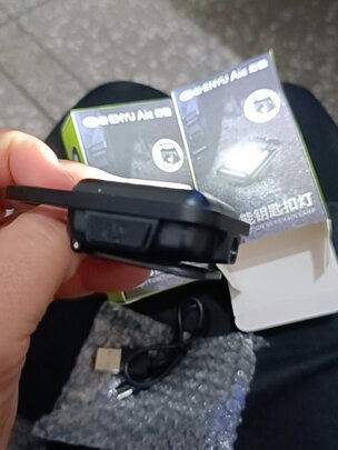 强光手电筒
