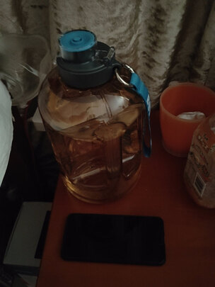 运动水壶