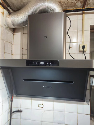 师傅服务态度特别好,从旧烟机拆卸回收,送货,到机器安装整体安排的也