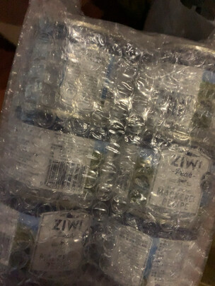 猫粮罐头