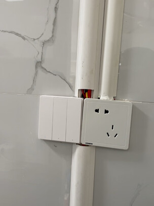 墙壁开关
