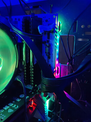 七彩虹CVN|七彩虹CVN B550M GAMING FROZEN V14主板怎么样上手一周说讲感受